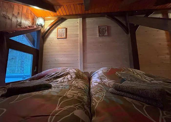 Camping & Glamping Grintovec