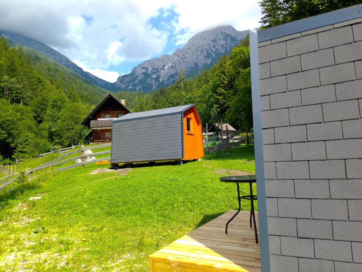 & Glamping Grintovec *