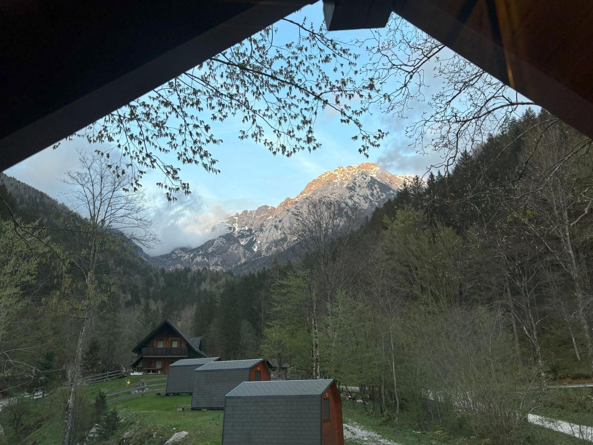 & Glamping Grintovec Luxuszelt